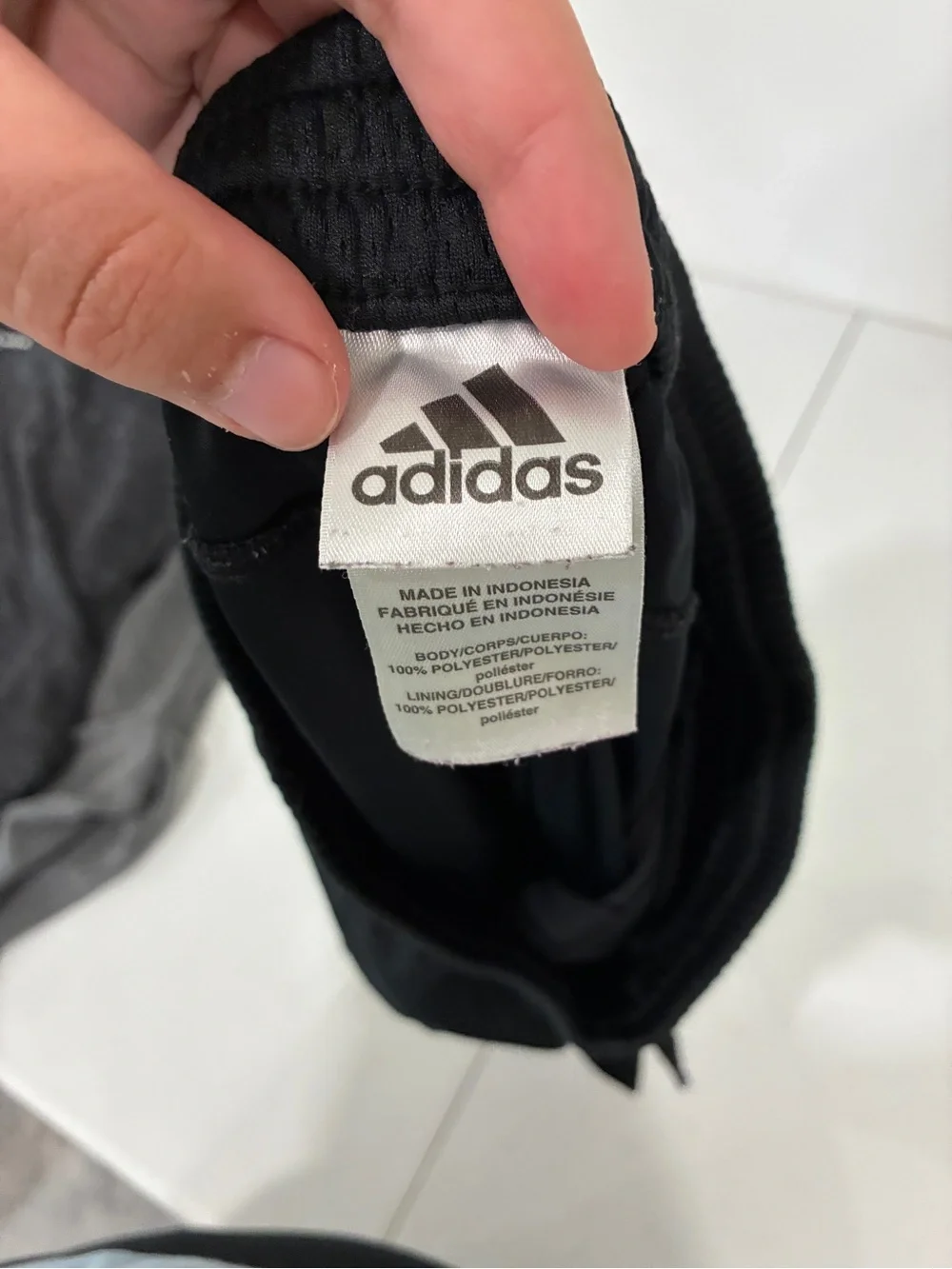 Adidas Boys XL 16 Black Mesh 3 stripe Athletic Basketball Shorts Lined